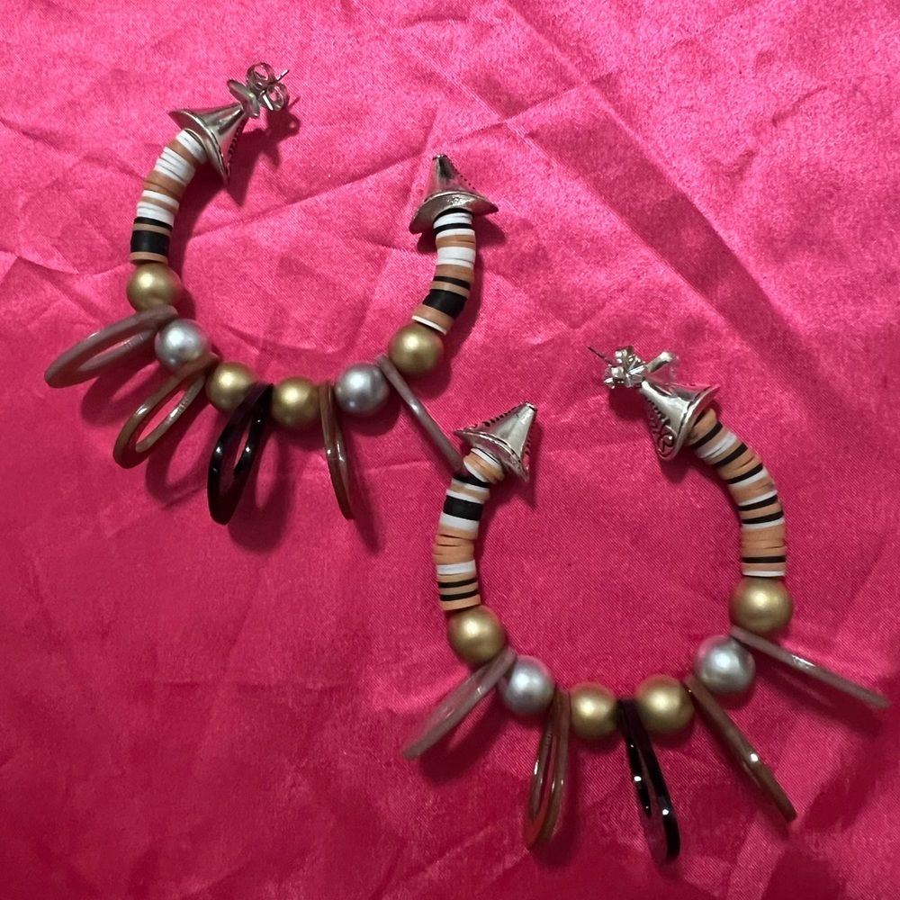 Sassy Jones Earrings
